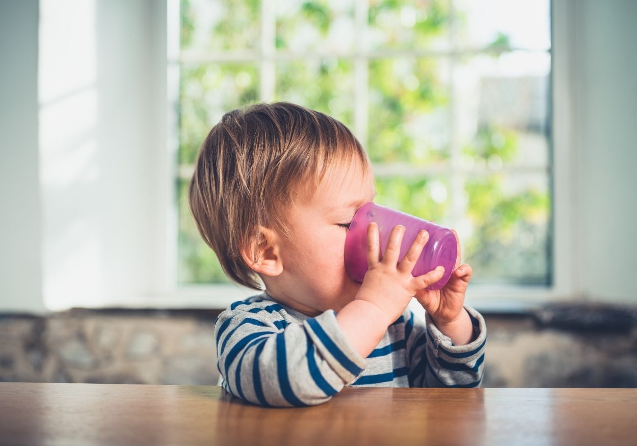 How to Start Your Baby Drinking from an Open Cup and Why It's